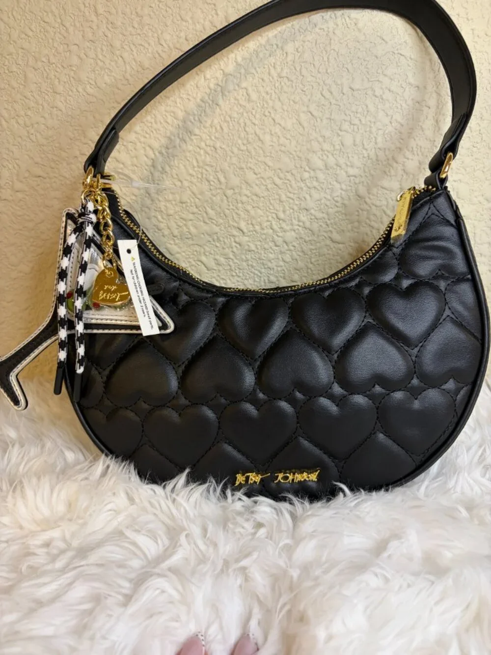 Betsey Johnson Black Heart Quilted Hobo Bag Martini Olive Charm NWT